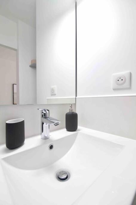 Le Dyonisos Et Piscine Apartment La Seyne-sur-Mer Ngoại thất bức ảnh