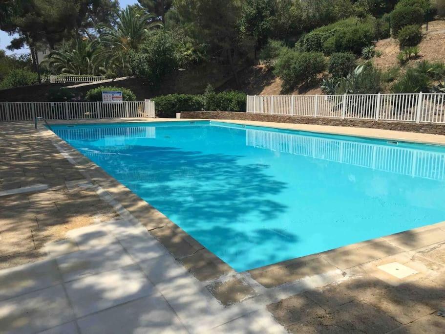 Le Dyonisos Et Piscine Apartment La Seyne-sur-Mer Ngoại thất bức ảnh